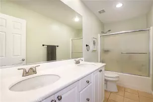 19911 Holly Dr, Saugus, CA 91350 - Photo 21