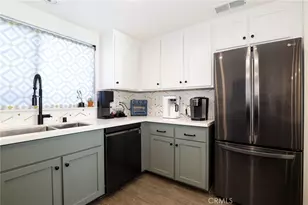 279 N Holliston Ave, Pasadena, CA 91106 - Photo 9