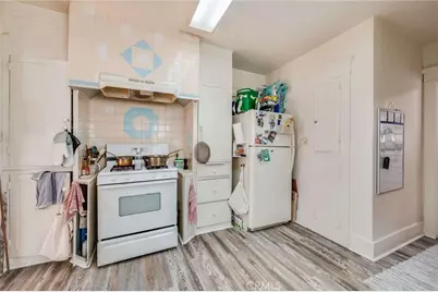 3215 Sherwood Avenue, Alhambra, CA 91801 - Photo 11