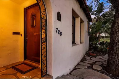 725 W Hillcrest Boulevard, Monrovia, CA 91016 - Photo 5