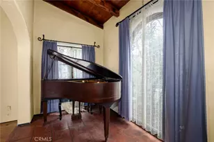 725 W Hillcrest Blvd, Monrovia, CA 91016 - Photo 13