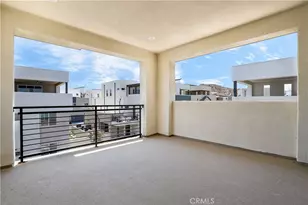 27512 Golden Currant Pl, Valencia, CA 91381 - Photo 33