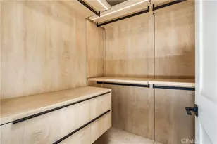 1333 S Orange Grove Ave, Los Angeles, CA 90019 - Photo 13