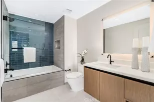 1333 S Orange Grove Ave, Los Angeles, CA 90019 - Photo 9
