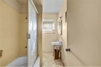 11500 Thurston, Los Angeles, CA 90049 - Photo 31