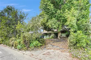 11500 Thurston, Los Angeles, CA 90049 - Photo 3