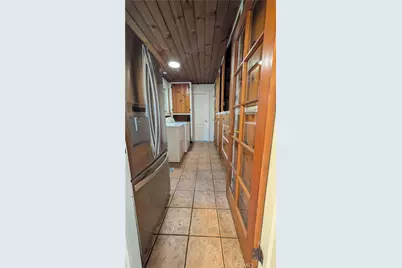 546 Griswold Avenue, San Fernando, CA 91340 - Photo 13