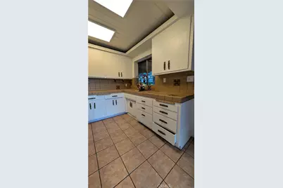 546 Griswold Avenue, San Fernando, CA 91340 - Photo 11