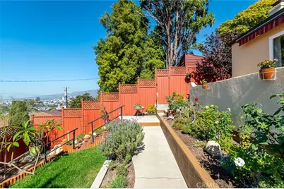 1404 Corona Drive, Glendale, CA 91205 - Photo 41