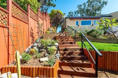 1404 Corona Drive, Glendale, CA 91205 - Photo 43