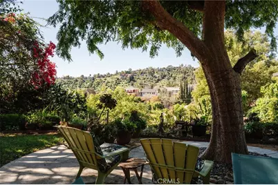 452 Holland Avenue, Los Angeles, CA 90042 - Photo 35