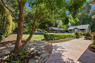 541 E Woodbury, Altadena, CA 91001 - Photo 37