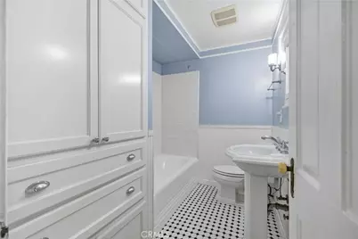 541 E Woodbury, Altadena, CA 91001 - Photo 23