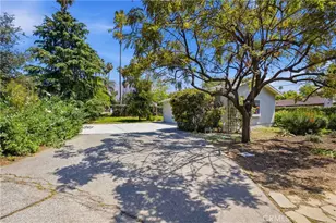 547 E Woodbury Rd, Altadena, CA 91001 - Photo 15