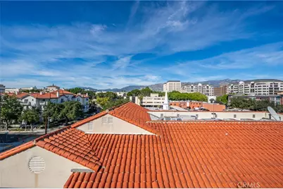 150 Oak Knoll Ave #103, Pasadena, CA 91101 - Photo 17