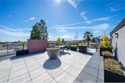 150 Oak Knoll Ave #103, Pasadena, CA 91101 - Photo 11