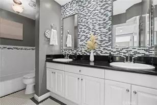 1203 N Sweetzer, West Hollywood, CA 90069 - Photo 11