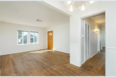 10515 Lanark, Los Angeles, CA 91352 - Photo 5