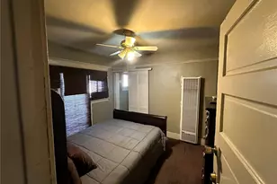 339 W 76th, Los Angeles, CA 90003 - Photo 9