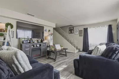 539 N Pasadena, Azusa, CA 91702 - Photo 17