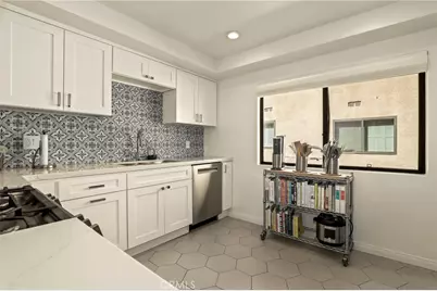 209 S Oakland Avenue #D, Pasadena, CA 91101 - Photo 11