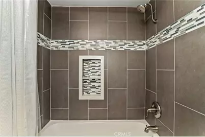 209 S Oakland Avenue #D, Pasadena, CA 91101 - Photo 23