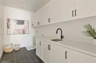 187 E Palm St, Altadena, CA 91001 - Photo 19