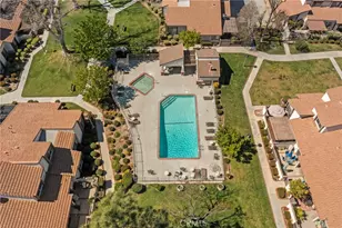 24662 Golfview Dr, Valencia, CA 91355 - Photo 23