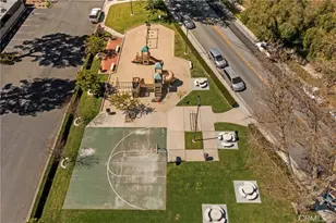 24662 Golfview Dr, Valencia, CA 91355 - Photo 27