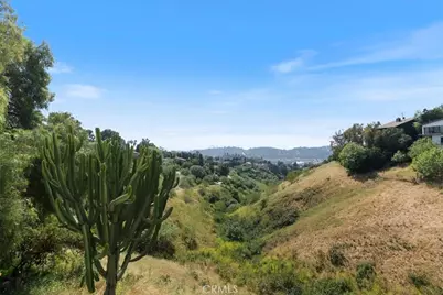 3851 Cazador, Los Angeles, CA 90065 - Photo 19