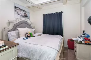 1041 W 48th St, Los Angeles, CA 90037 - Photo 11