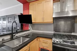 1001 Laurel St, San Carlos, CA 94070 - Photo 11