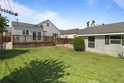 2682 E Villa Street, Pasadena, CA 91107 - Photo 29