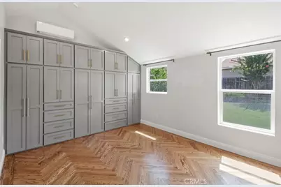 2682 E Villa Street, Pasadena, CA 91107 - Photo 31