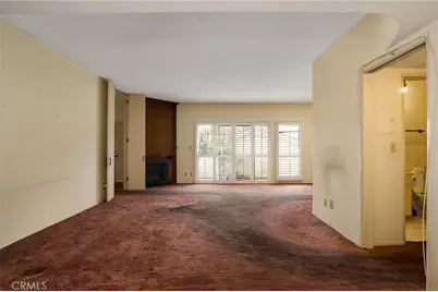 822 S Windsor Boulevard #203, Los Angeles, CA 90005 - Photo 9