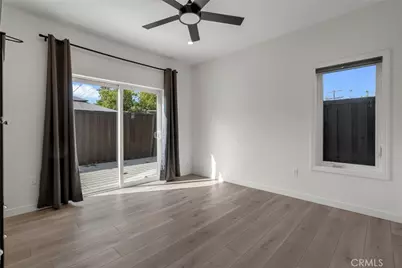 22434 Berdon St, Woodland Hills, CA 91367 - Photo 25