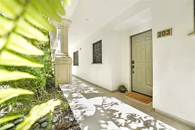 333 N Hill Avenue #203, Pasadena, CA 91106 - Photo 3