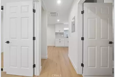 1154 W 67th, Los Angeles, CA 90044 - Photo 39