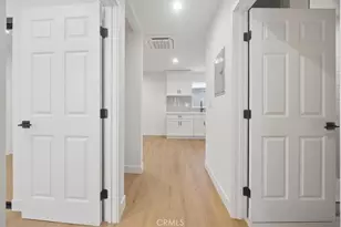 1154 W 67th, Los Angeles, CA 90044 - Photo 39