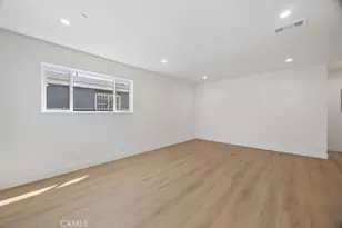 1154 W 67th, Los Angeles, CA 90044 - Photo 11