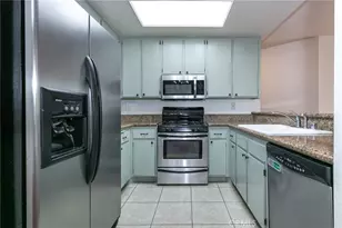 221 S Oak Knoll Ave, Pasadena, CA 91101 - Photo 11