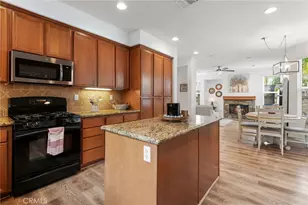 27563 Weeping Willow Dr, Valencia, CA 91354 - Photo 7