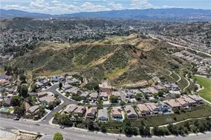 21116 Cross Creek Dr, Saugus, CA 91350 - Photo 41