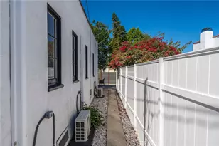 5512 Willowcrest, North Hollywood, CA 91601 - Photo 43