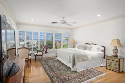 8361 Calle Del Cielo, La Jolla, CA 92037 - Photo 25