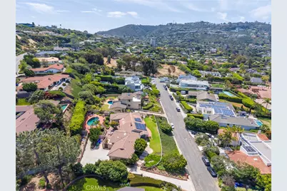 8361 Calle Del Cielo, La Jolla, CA 92037 - Photo 41