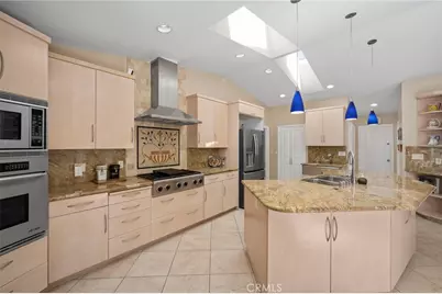8361 Calle Del Cielo, La Jolla, CA 92037 - Photo 19
