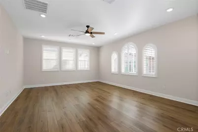 20506 Galloway Drive, Saugus, CA 91350 - Photo 19