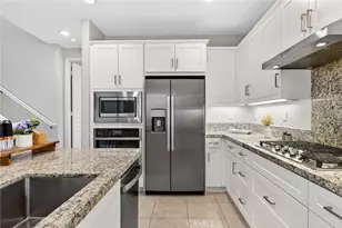 20506 Galloway Dr, Saugus, CA 91350 - Photo 9