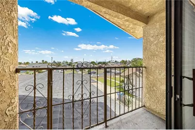 1736 W 51st, Los Angeles, CA 90062 - Photo 7